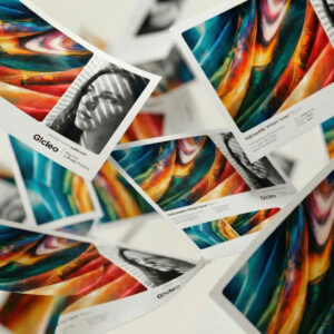 Kolorowe próbki druku artystycznego.